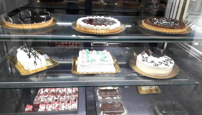 Panaderia Y Confiteria La Fortuna Ambiente - Dorrego