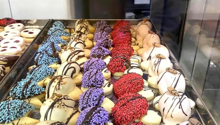 Panaderia Y Confiteria La Fortuna Vitrina - Dorrego