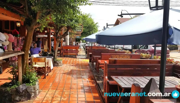 Panaderia Y Confiteria La Reina -  Interior - Zapala