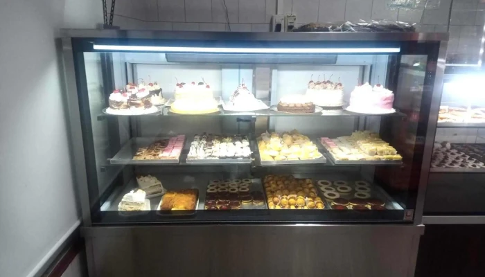 Panaderia Y Confiteria La Selecta Vitrina - Villa María
