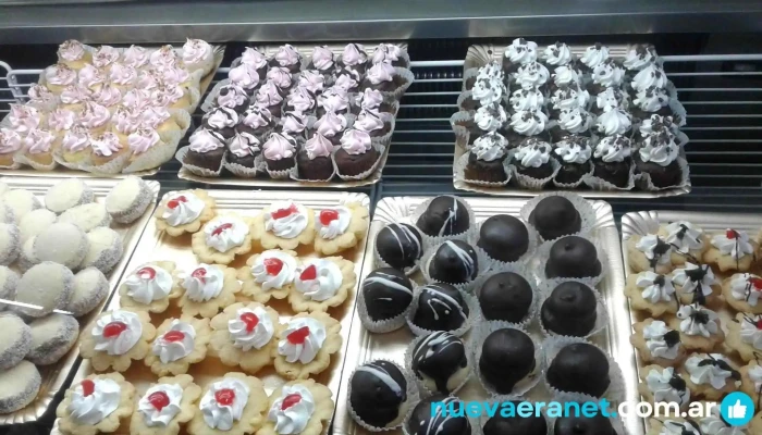 Panaderia Y Confiteria La Union Comida Y Bebida - Gral. Conesa