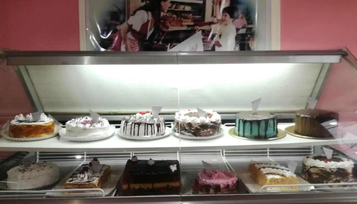 Panaderia Y Confiteria La Union Vitrina - Gral. Conesa