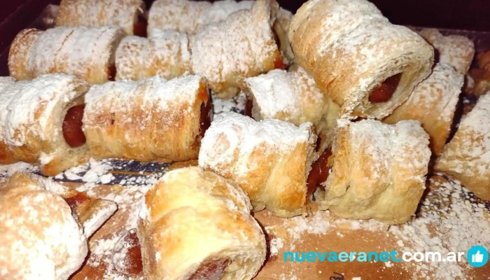 Panaderia Y Confiteria Los Olivos Comida Y Bebida - Fontana