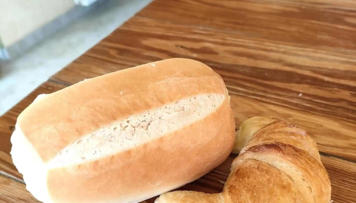Panaderia Y Confiteria Los Saltenos Sitio Web - El Chalten