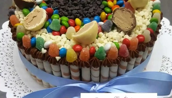 Panaderia Y Confiteria Mari -  Comida Y Bebida - Rivadavia