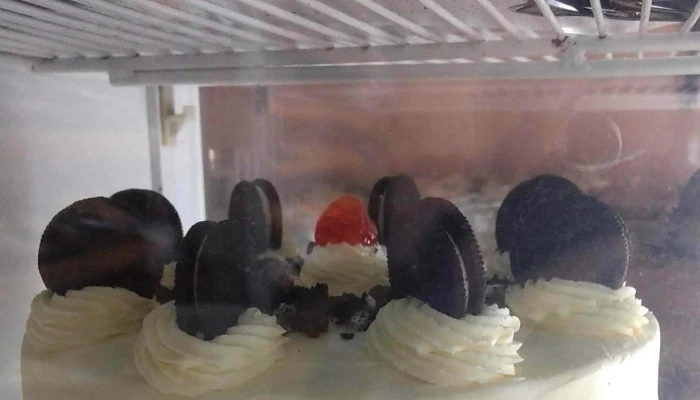 Panaderia y Confiteria Mari - Rivadavia