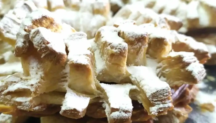 Panaderia Y Confiteria Sarmiento De Francisco J Mari Srl -  Comida Y Bebida - Rosario