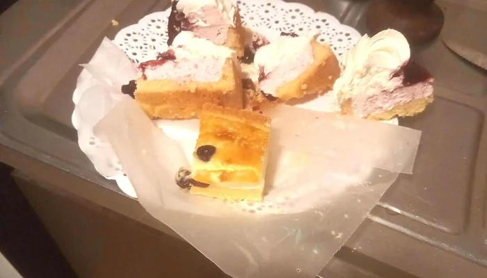 Panaderia Y Confiteria Selecta -    Venta Y Distribucion De Pan Puerto Madryn - Puerto Madryn