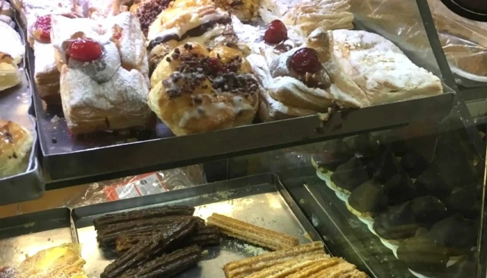 Panaderia Y Confiteria Selecta -    Venta Y Distribucion De Pan Puntaje - Puerto Madryn