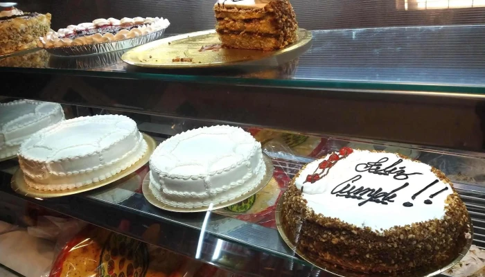 Panaderia Y Confiteria Valentina Comida Y Bebida - Eldorado
