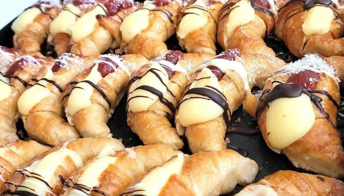 Panaderia Y Pasteleria La Espiga Croissant - Luján de Cuyo