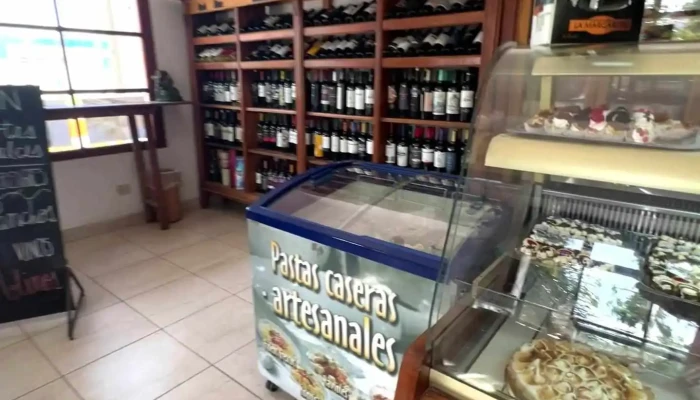 Panaderia Y Pasteleria Los Molinos Videos - Laboulaye
