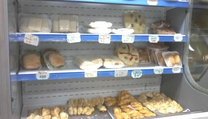 Panaderia Zapiola -  Vitrina - Río Gallegos