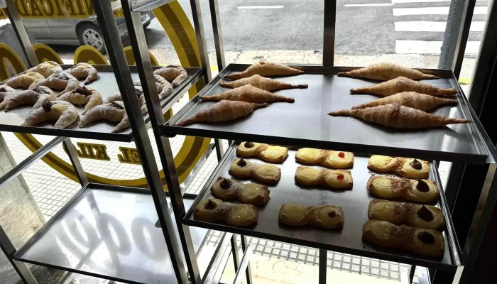 Panaderias Del Pueblo Comida Y Bebida - Aaz