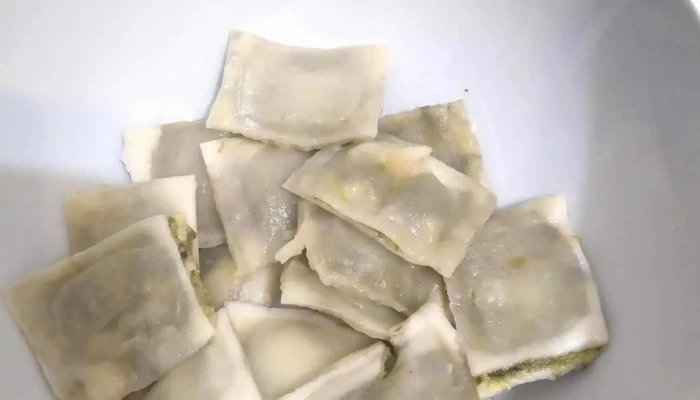 Panificacion Espanola Sucursal Tavella Comida Y Bebida - Concordia