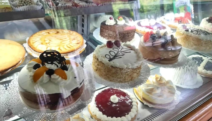 Panificadora Esquel -  Comida Y Bebida - Esquel