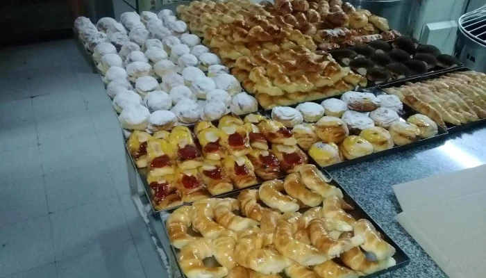 Panificadora Esquel -  Comida Y Bebida - Esquel