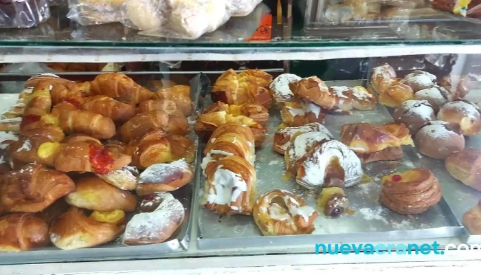 Panificadora Martinez -  Comida Y Bebida - Santiago del Estero