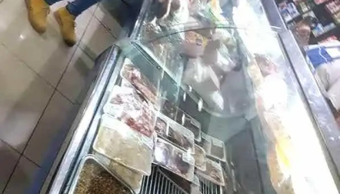 Panificadora Mauri Libertador Rivadavia -  Vitrina - Rivadavia