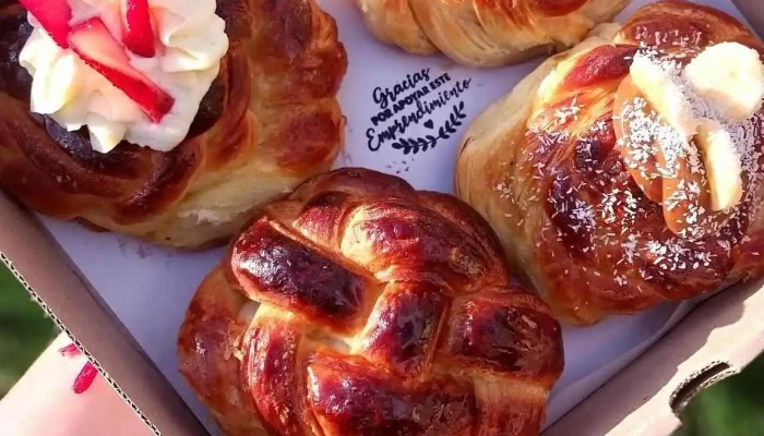 Piacere Panaderia Y Pasteleria Artesanal -  Comida Y Bebida - Gualeguaychú