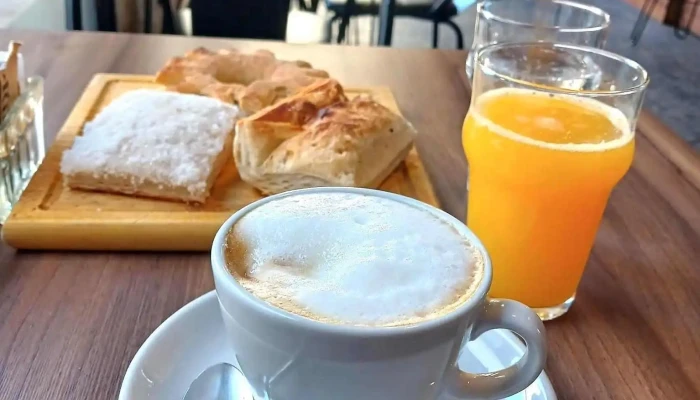 Roccuzzo -    Panaderia Boutique Comida Y Bebida - Río Cuarto