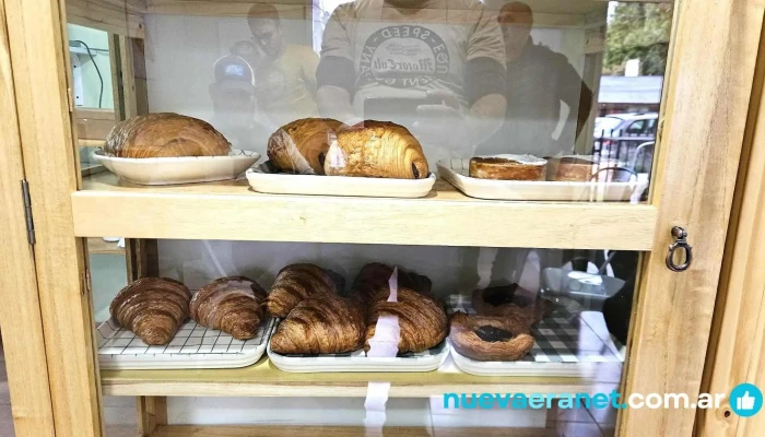 Rosetta Cafeteria Y Pasteleria De Autor -  Ambiente - El Calafate