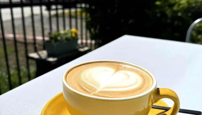 Rosetta Cafeteria Y Pasteleria De Autor -  Capuchino - El Calafate
