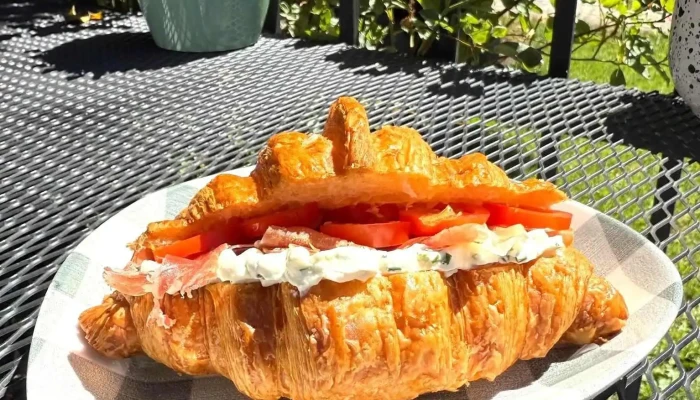 Rosetta Cafeteria Y Pasteleria De Autor -  Comida Y Bebida - El Calafate