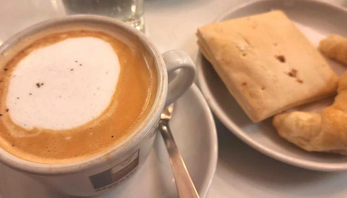 San Valentin Cafe Ubicacion - La Banda