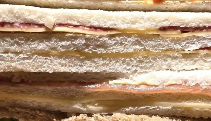 Sandwichito En La Montana Comida Y Bebida - San Martín de los Andes