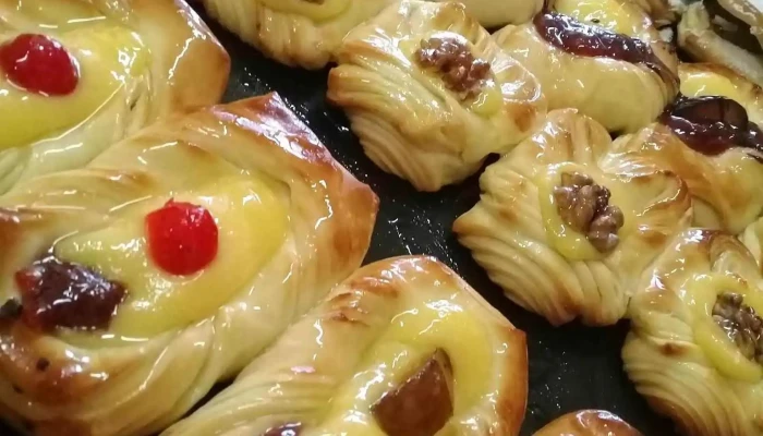 Saunier Panaderia Y Pasteleria Wienerbrod - Neuquén