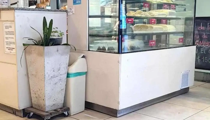 Strobel Panaderia Cafe -  Videos - Córdoba