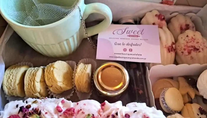 Sweet Boutique Calafate -    Pasteleria Por Encargo Comida Y Bebida - El Calafate