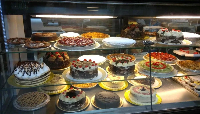 Tia Olga Panaderia Pastel - Rivadavia
