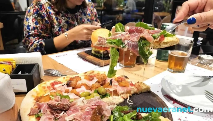 Valentino Avenida Confiteria Pizza - Gral. Roca