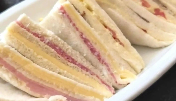 Virgen Del Valle -  Sandwich Mixto - Godoy Cruz